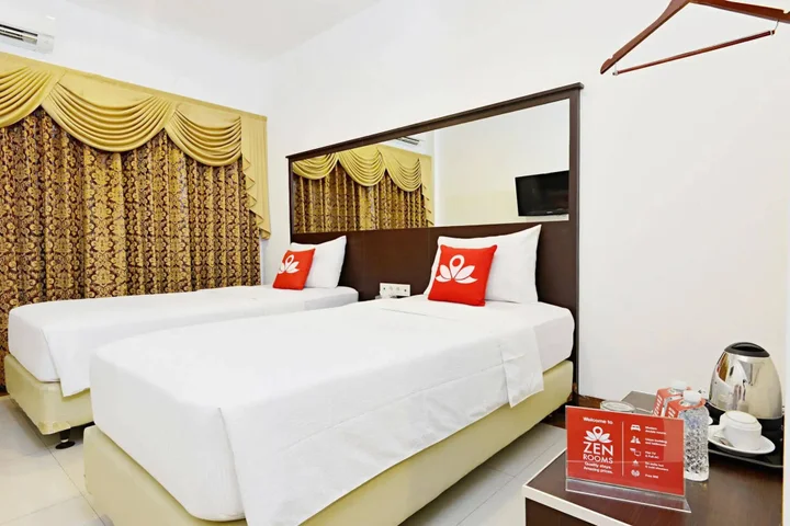 Бандунг: ZEN Rooms Sukaresmi Karang Setra