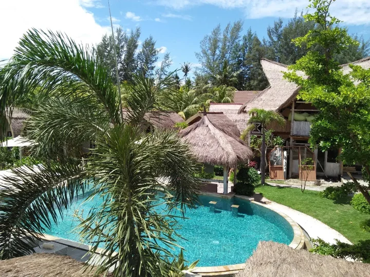 Гили Аир: Puri Air Beach Resort and Spa