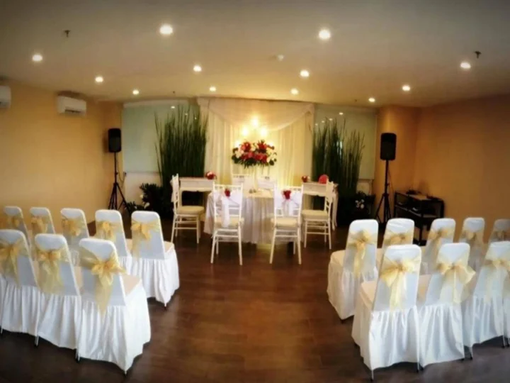 Тангеранг: Yellow Bee Tangerang