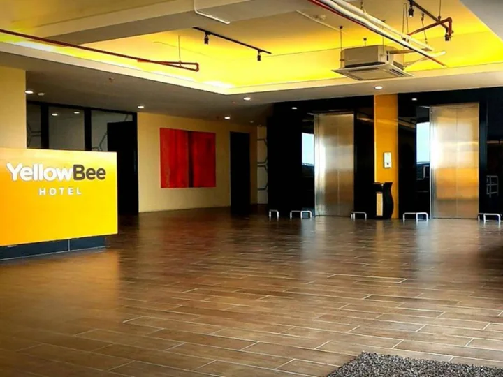 Тангеранг: Yellow Bee Tangerang
