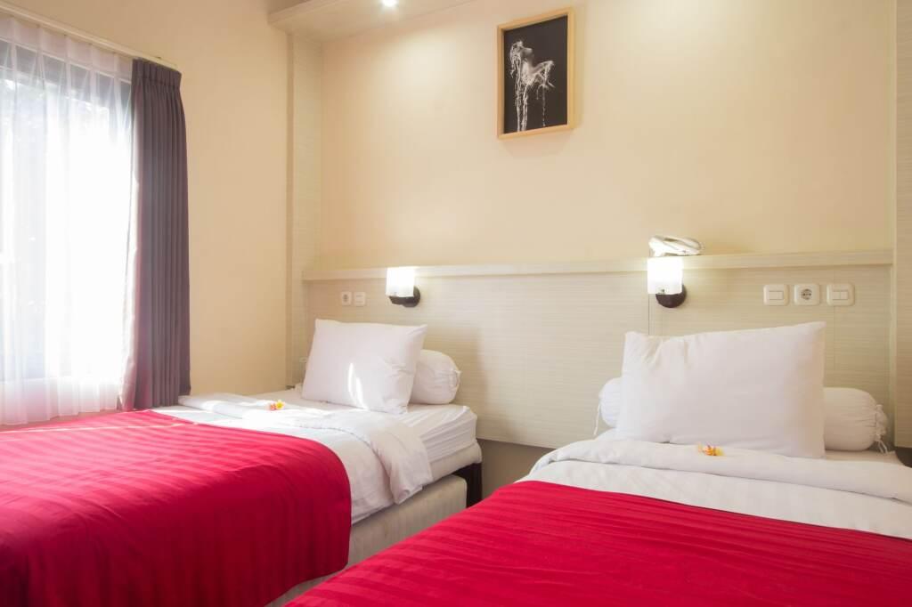 Джимбаран: Maxi Hotel Kedonganan