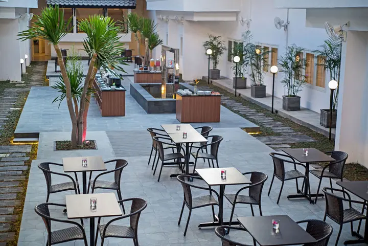 Сурабая: Whiz Prime Hotel Darmo Harapan Surabaya