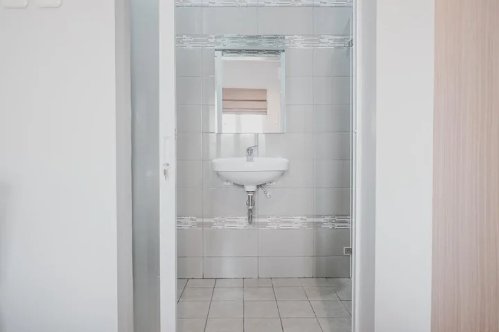 Джакарта: RedDoorz Plus @ Karet Pedurenan 3