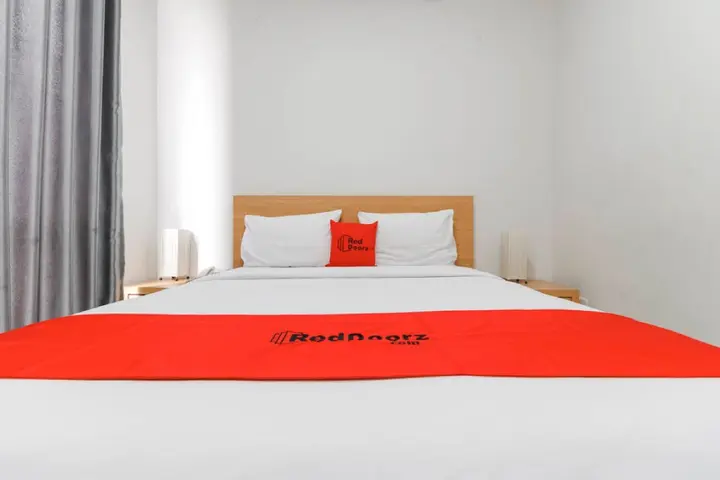 Джакарта: RedDoorz Plus @ Kelapa Dua Kebon Jeruk