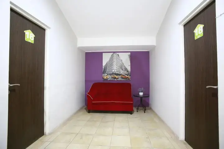 Джакарта: RedDoorz @ Lebak Bulus Raya 3