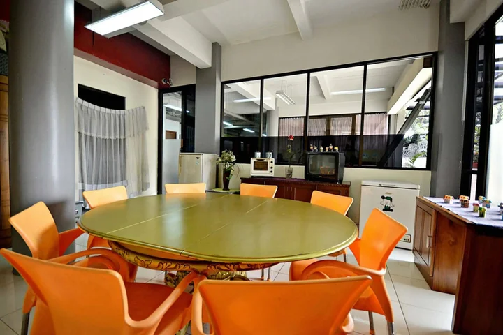 Джакарта: ZEN Rooms Tebet Gudang Peluru