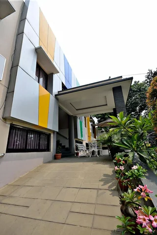 Джакарта: ZEN Rooms Tebet Gudang Peluru