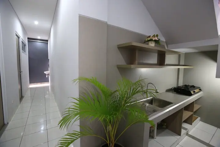 Джакарта: RedDoorz @ Karet Pedurenan 2