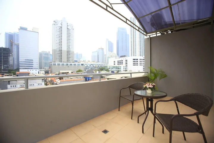 Джакарта: RedDoorz @ Karet Pedurenan 2