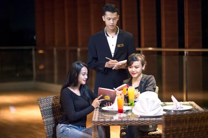 Батуретно: The Atrium Hotel and Resort Yogyakarta