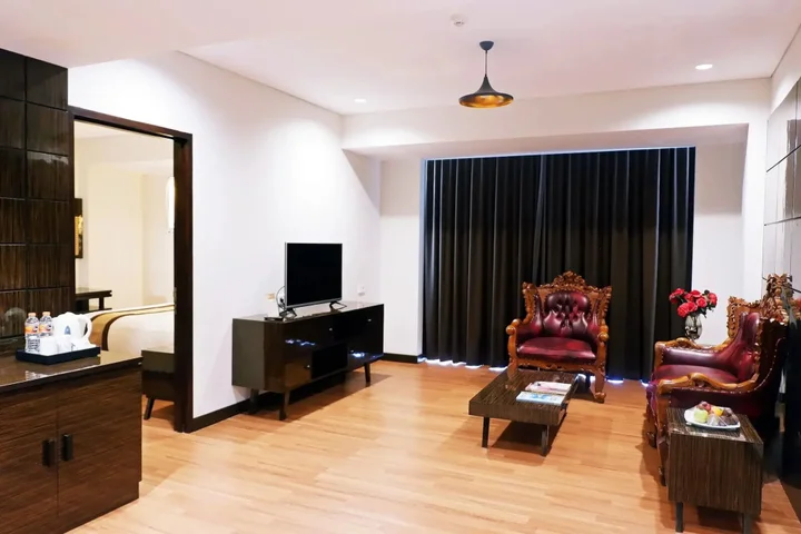 Батуретно: The Atrium Hotel and Resort Yogyakarta