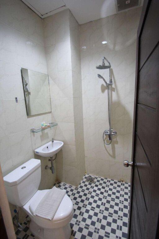 Бату: Ciptaningati Hotel