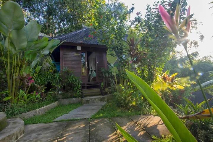 Тегаллаланг: Wedang Villa