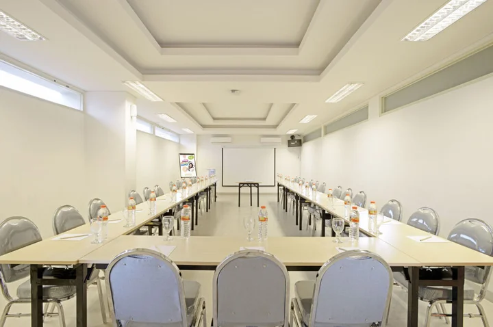Сурабая: POP! Hotel Diponegoro Surabaya