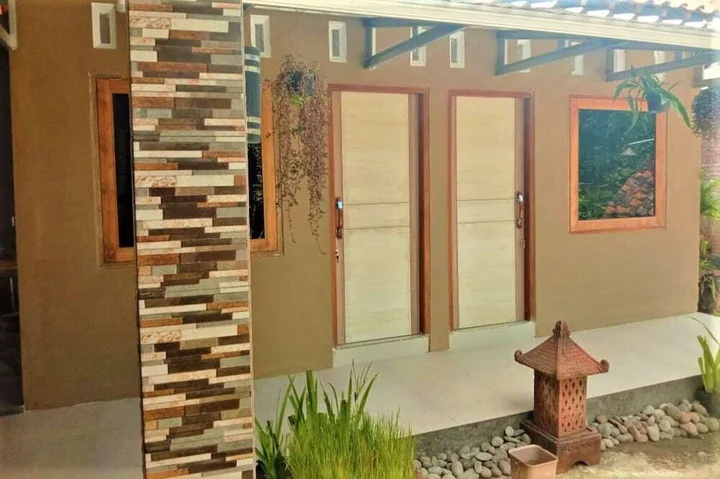 Батуретно: Penginapan Rudi Syariah