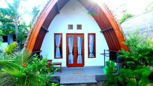 Гили Аир: Saeri Matahari Bungalow