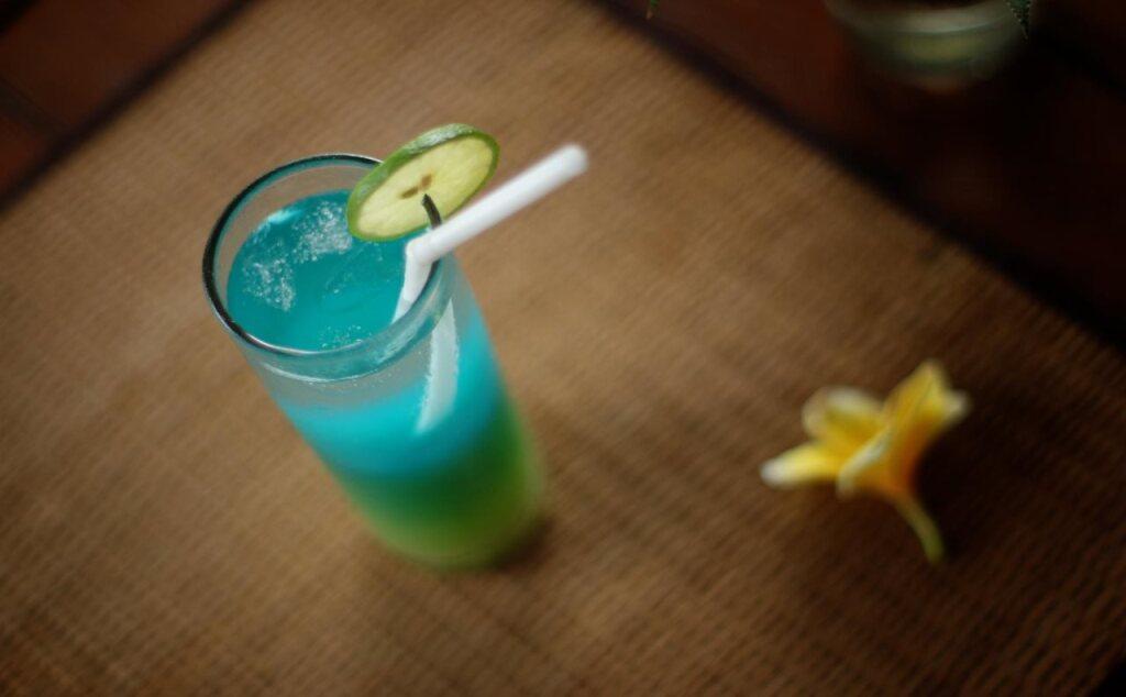 Гили Траванган: Gili Sands Hotel & Bar