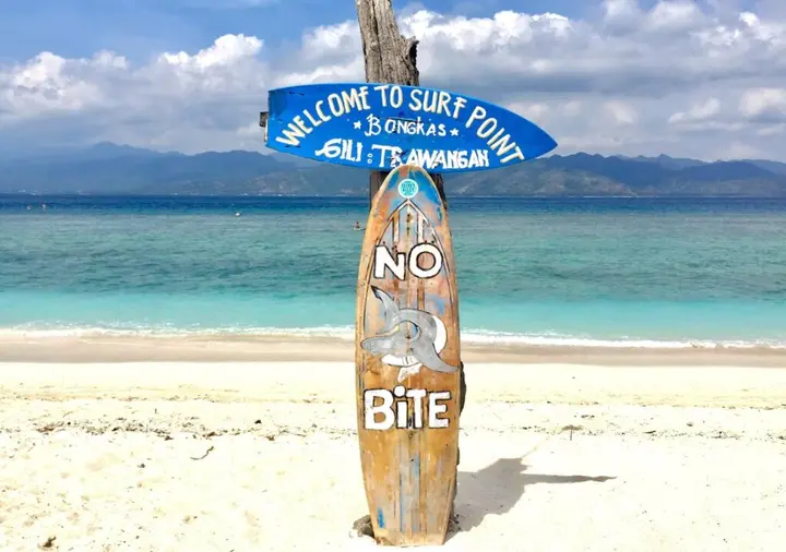 Гили Траванган: Gili Sands Hotel & Bar