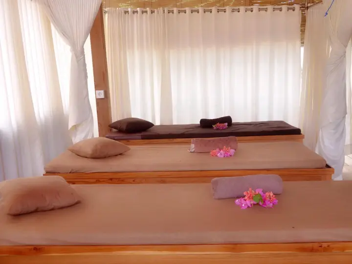 Гили Траванган: Gili Sands Hotel & Bar