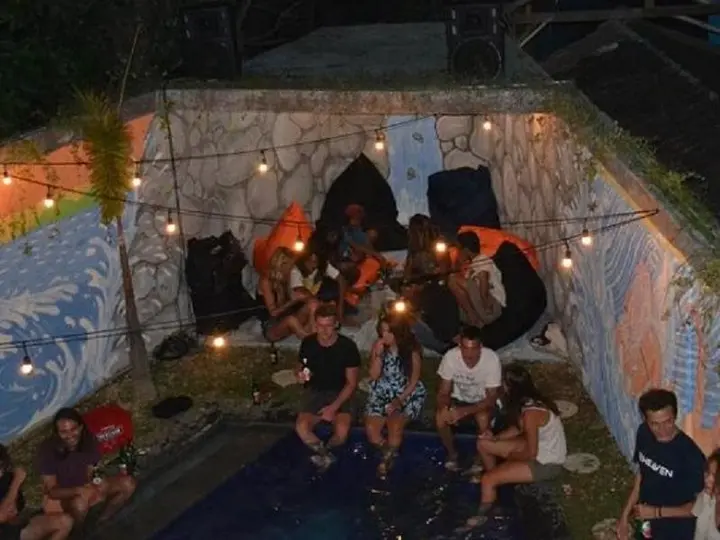 Чангу: Wave Hunters Surf Camp