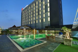 Суракарта: Swiss-Belinn Saripetojo Solo