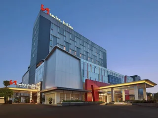 Суракарта: Swiss-Belinn Saripetojo Solo