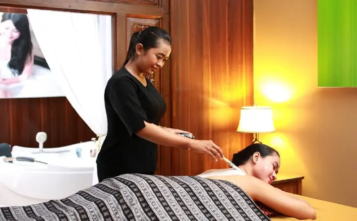 Суракарта: Swiss-Belinn Saripetojo Solo