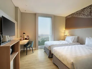 Суракарта: Swiss-Belinn Saripetojo Solo