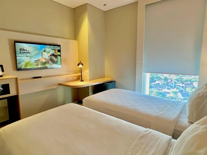 Суракарта: Swiss-Belinn Saripetojo Solo