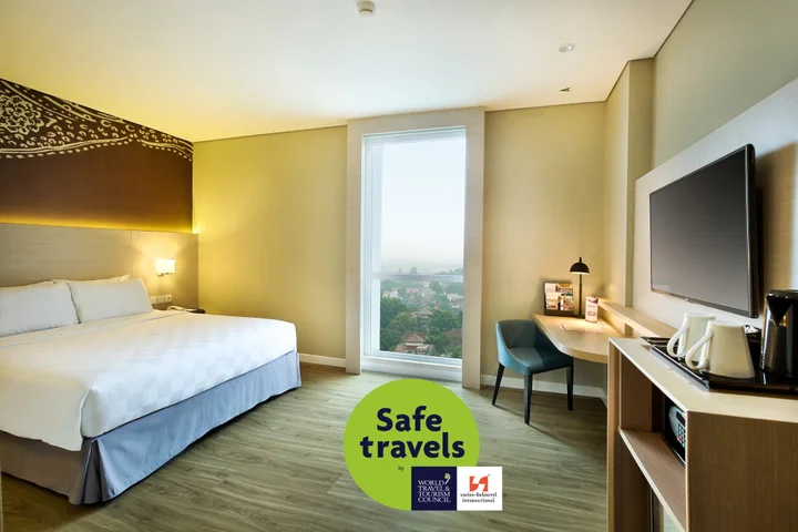 Суракарта: Swiss-Belinn Saripetojo Solo