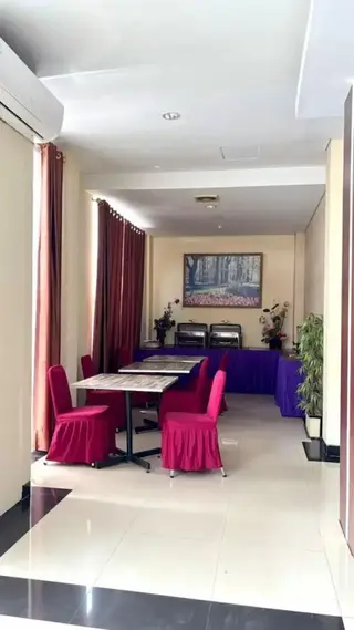 Макассар: Atria Inn
