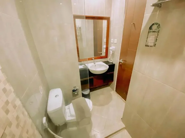 Legok: Sapphire Sky Hotel BSD City
