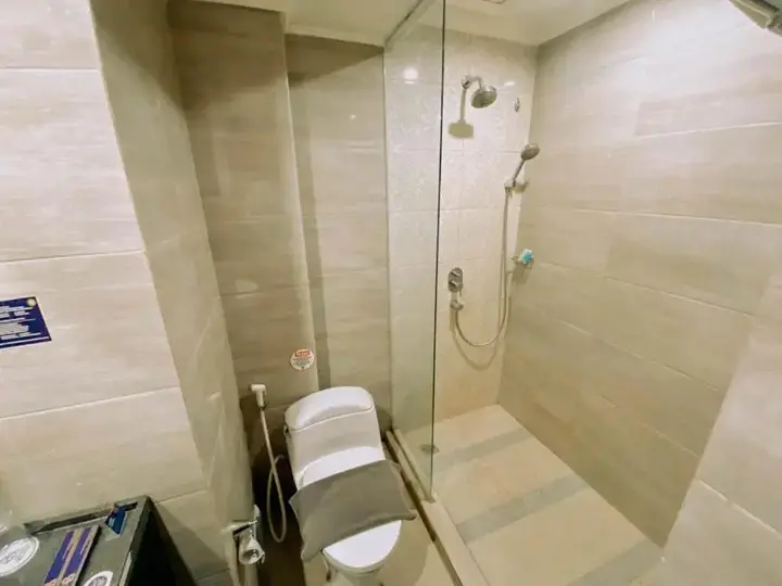 Legok: Sapphire Sky Hotel BSD City