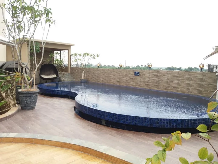 Legok: Sapphire Sky Hotel BSD City