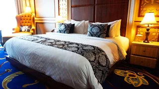 Legok: Sapphire Sky Hotel BSD City