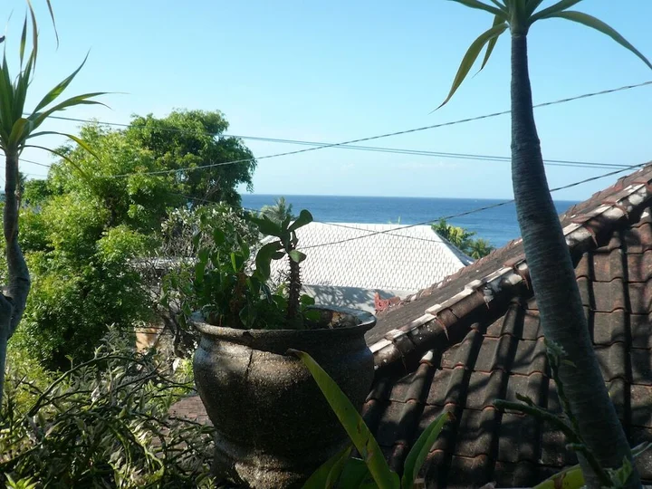 Бунутан: Cest Bon Homestay 1