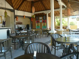 Бунутан: Cest Bon Homestay 1
