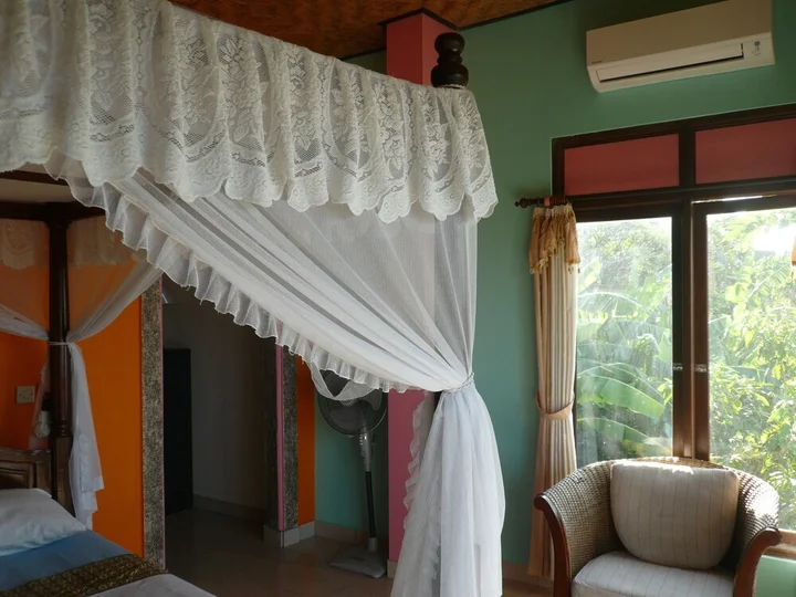 Бунутан: Cest Bon Homestay 1