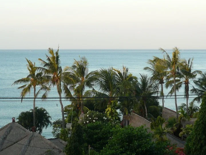 Бунутан: Cest Bon Homestay 1