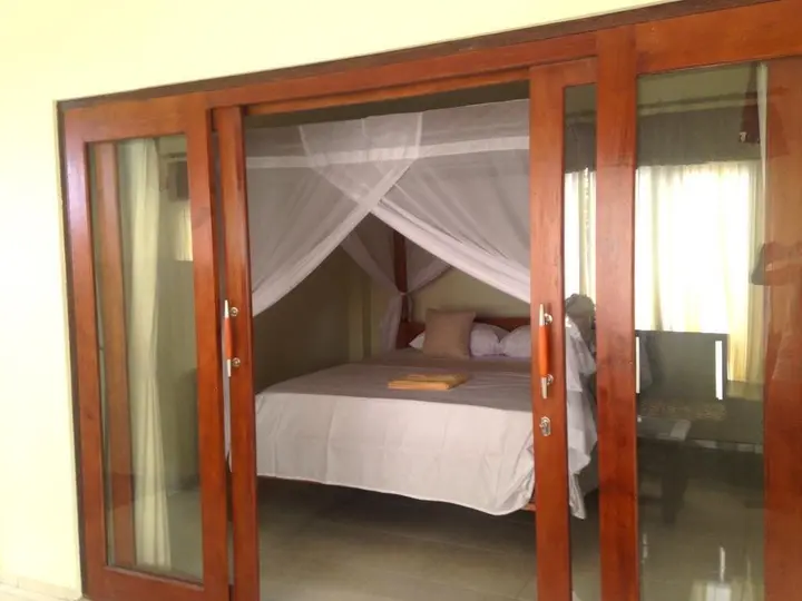 Бунутан: Cest Bon Homestay 2