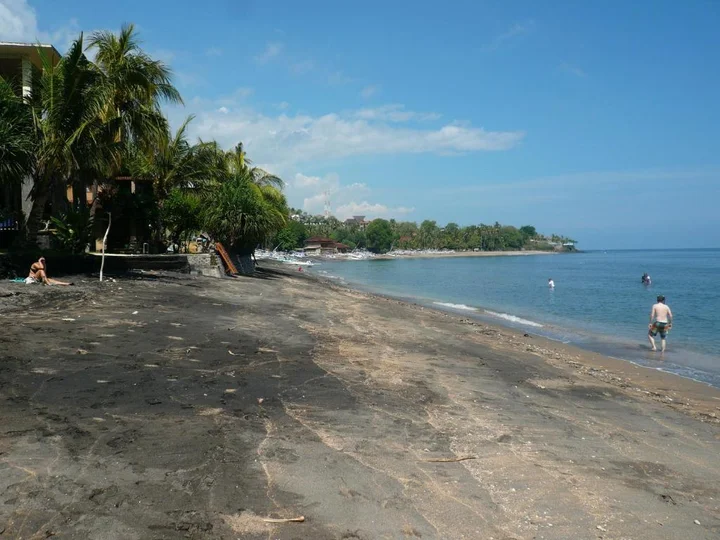 Бунутан: Cest Bon Homestay 2