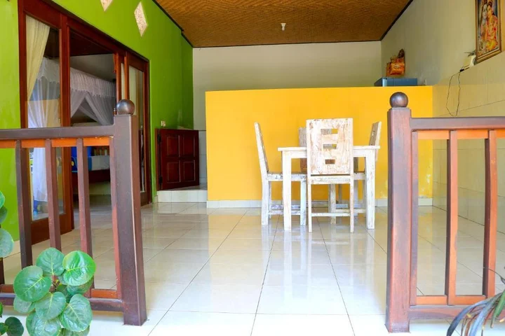 Бунутан: Cest Bon Homestay 2