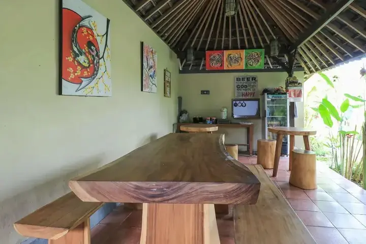 Сукавати: Bali Sunshine Ubud
