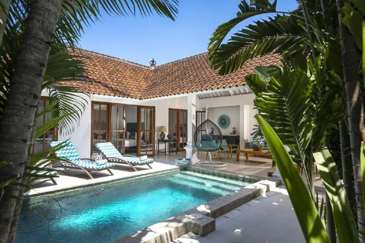 Кута: Villa Merah Seminyak