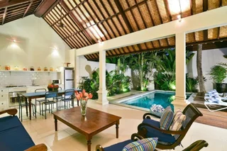 Кута: Villa Merah Seminyak