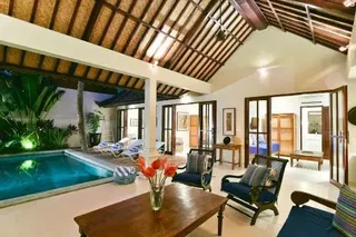 Кута: Villa Merah Seminyak