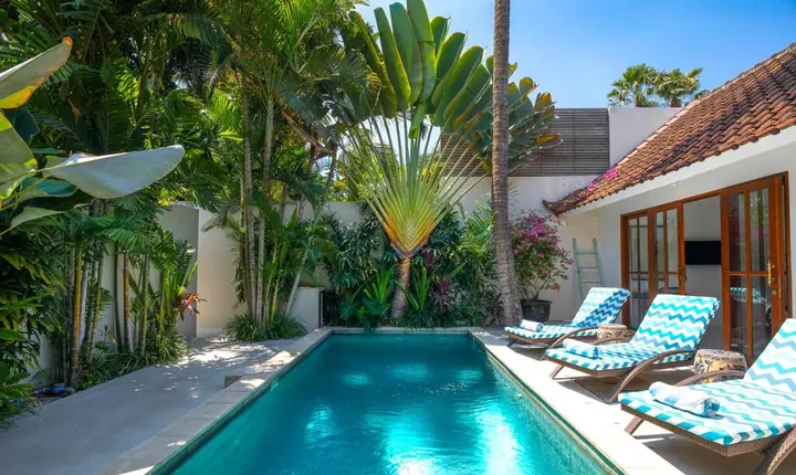 Кута: Villa Merah Seminyak