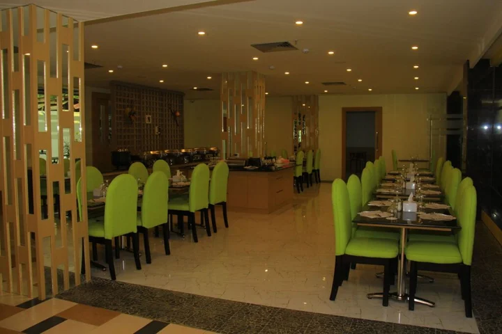 Батам: OYO 666 D' Grande Hotel Batam