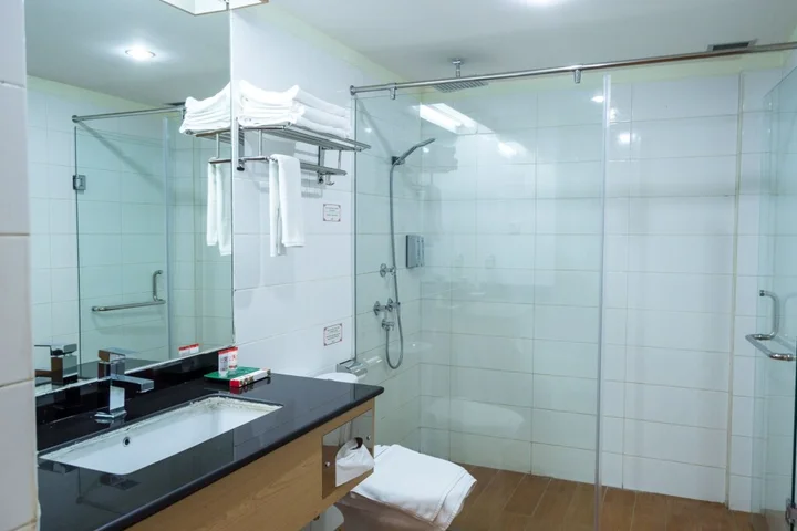Батам: OYO 666 D' Grande Hotel Batam