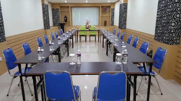 Батам: OYO 666 D' Grande Hotel Batam